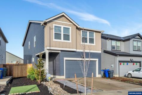 427 Lost Lake Street NE Salem OR 97301