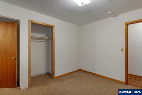 1869 May Street NE Keizer OR 97303