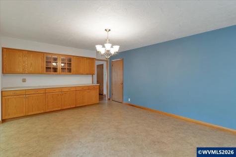 1869 May Street NE Keizer OR 97303