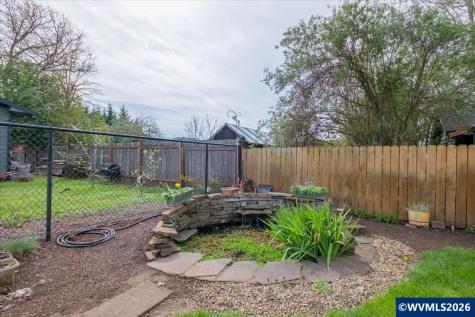 504 Washburn Street Brownsville OR 97327
