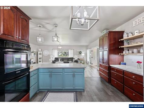 34207 Enos Drive Halsey OR 97348