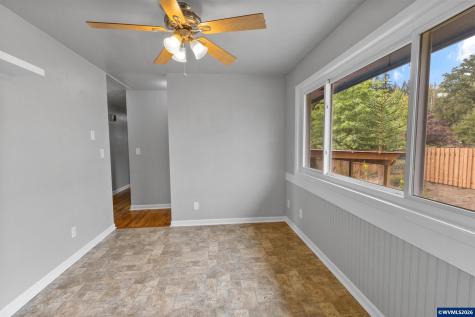 210 Walnut Drive S Monmouth OR 97361
