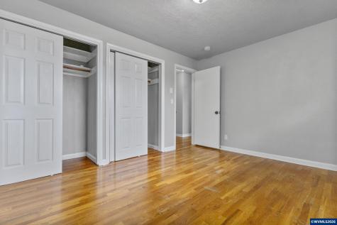 210 Walnut Drive S Monmouth OR 97361