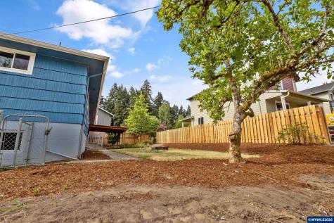 210 Walnut Drive S Monmouth OR 97361