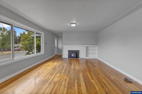 210 Walnut Drive S Monmouth OR 97361