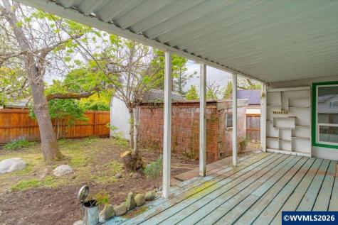 2085 Evergreen Avenue NE Salem OR 97301