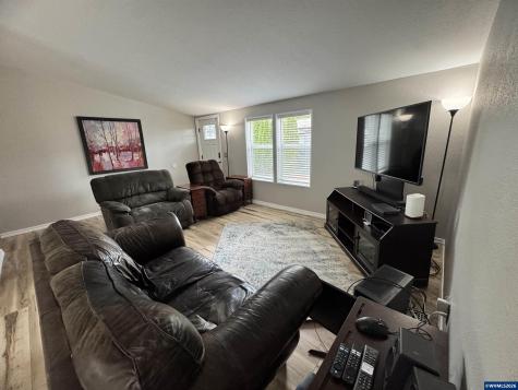 1707 Chemawa Road NE Keizer OR 97303