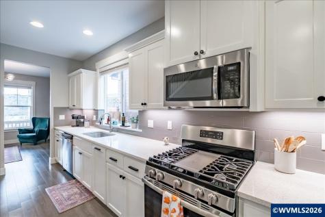 3012 Anastasia Street NW Salem OR 97304