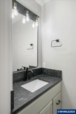 2268 Ermine Street SE Albany OR 97322