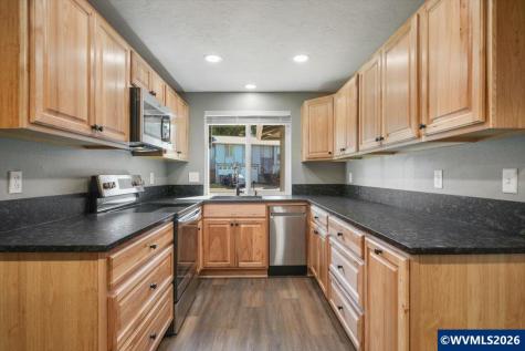 2268 Ermine Street SE Albany OR 97322