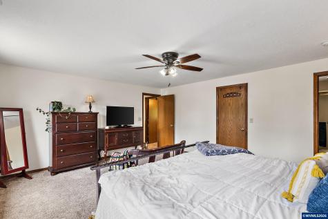 5935 Smoketree Drive SE Salem OR 97306