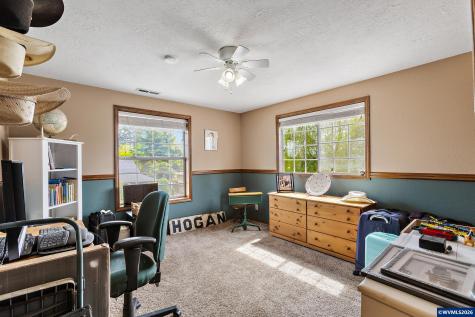 5935 Smoketree Drive SE Salem OR 97306