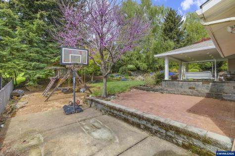 5935 Smoketree Drive SE Salem OR 97306
