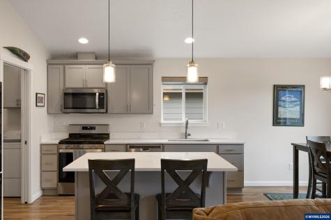 2045 SE Academy Street Dallas OR 97338
