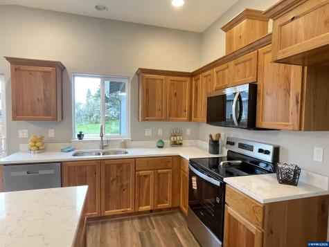 1469 Crittenden Street SW Albany OR 97321