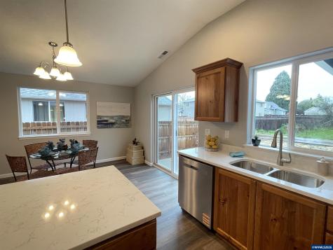 1469 Crittenden Street SW Albany OR 97321