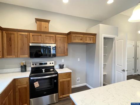 1469 Crittenden Street SW Albany OR 97321