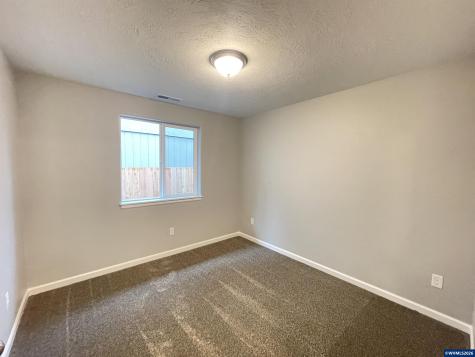 1469 Crittenden Street SW Albany OR 97321