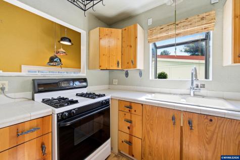 480 21st Street SE Salem OR 97317