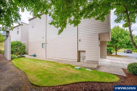 1330 Lupin Lane NW Salem OR 97304
