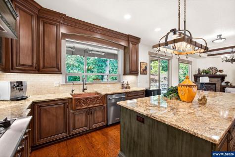450 Augusta Street SE Salem OR 97306