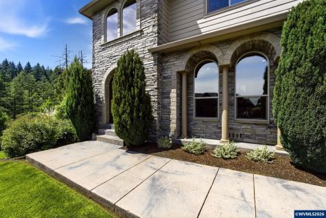 450 Augusta Street SE Salem OR 97306