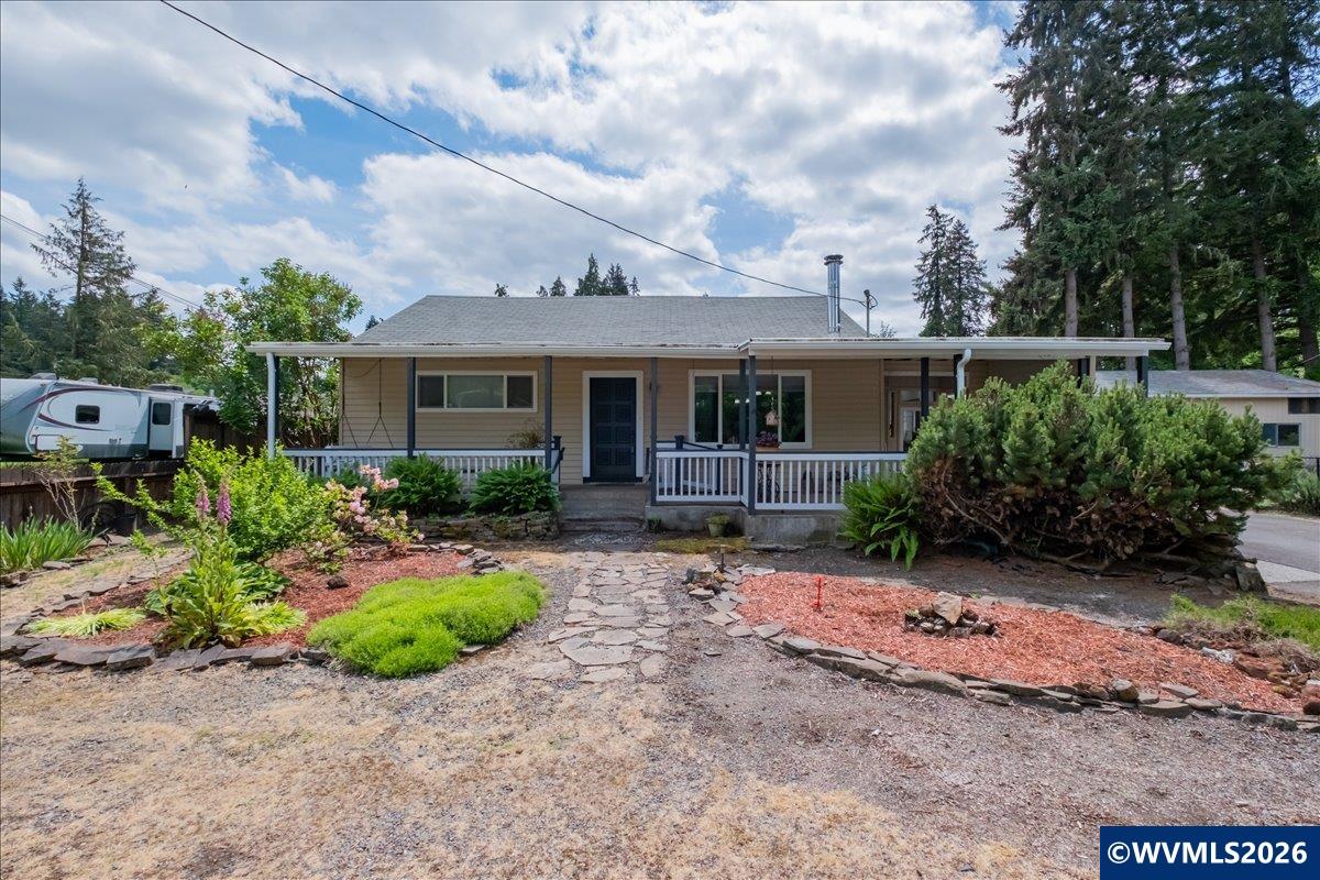 1115 Juniper Street Sweet Home OR 97386