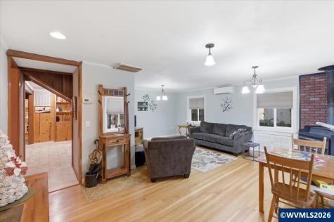 1115 Juniper Street Sweet Home OR 97386