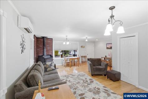 1115 Juniper Street Sweet Home OR 97386