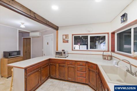 1115 Juniper Street Sweet Home OR 97386