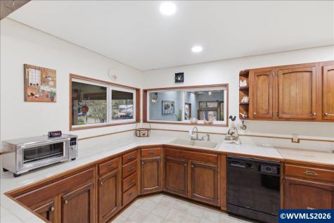 1115 Juniper Street Sweet Home OR 97386