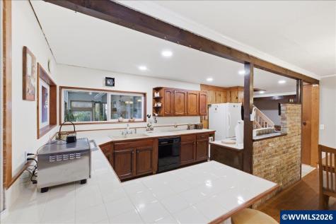 1115 Juniper Street Sweet Home OR 97386