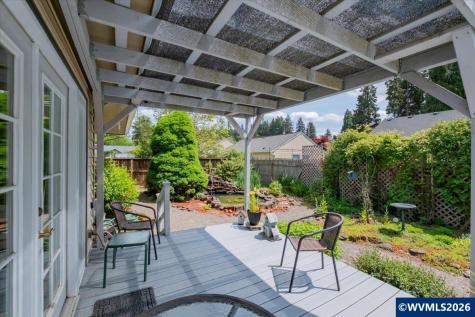 1115 Juniper Street Sweet Home OR 97386