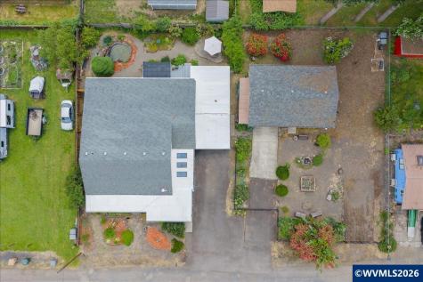 1115 Juniper Street Sweet Home OR 97386