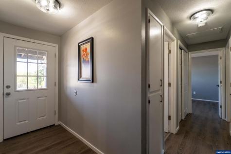 990 Pippa Lane Philomath OR 97370