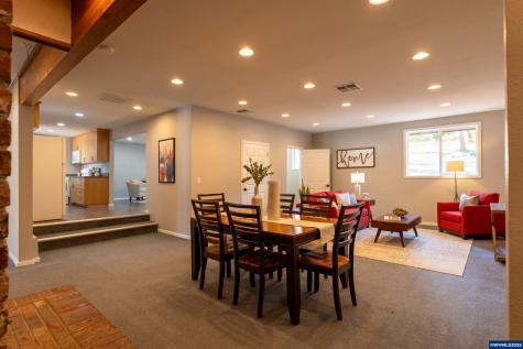 990 Pippa Lane Philomath OR 97370