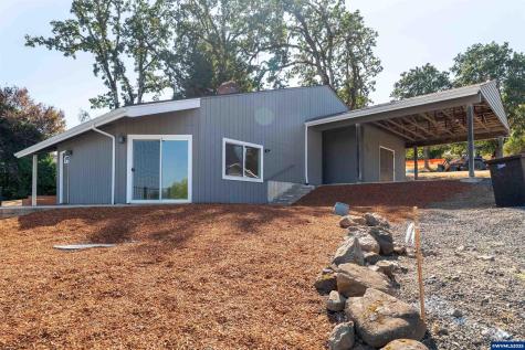990 Pippa Lane Philomath OR 97370