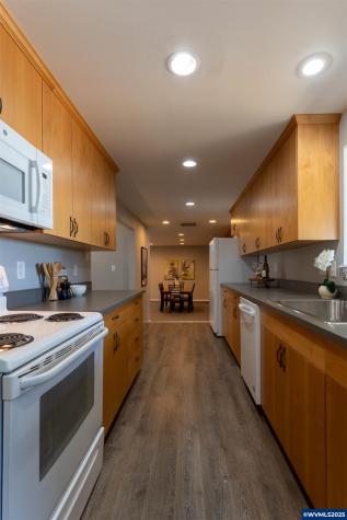 990 Pippa Lane Philomath OR 97370
