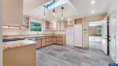 38647 Scravel Hill Road NE Albany OR 97322