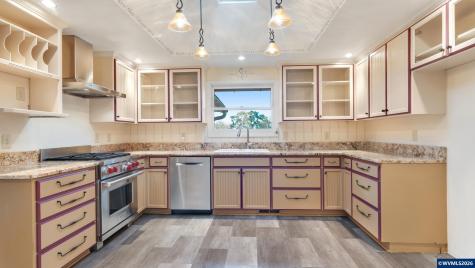 38647 Scravel Hill Road NE Albany OR 97322