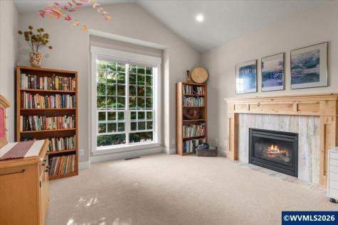 3915 Tayside Street S Salem OR 97302