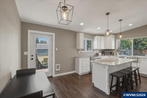 4134 Highway 20 Sweet Home OR 97386