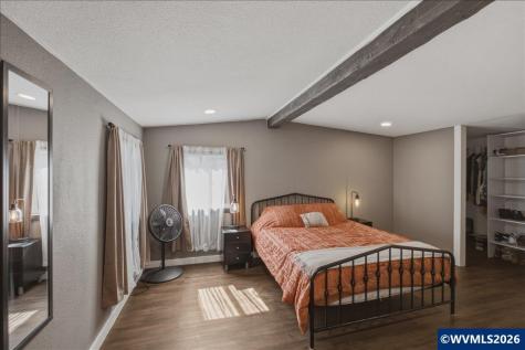 4134 Highway 20 Sweet Home OR 97386