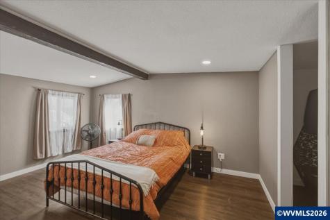 4134 Highway 20 Sweet Home OR 97386