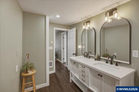 4134 Highway 20 Sweet Home OR 97386