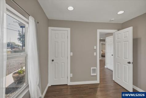 4134 Highway 20 Sweet Home OR 97386