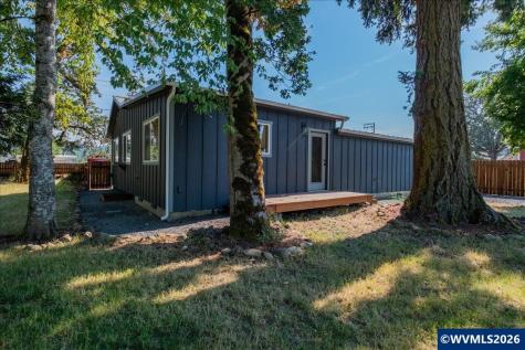 4134 Highway 20 Sweet Home OR 97386