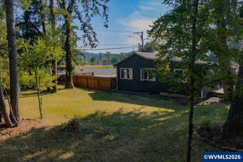 4134 Highway 20 Sweet Home OR 97386