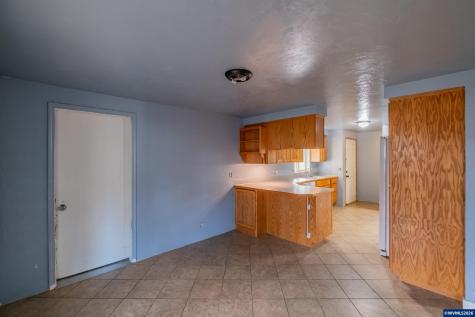 905 Ash Street Brownsville OR 97327