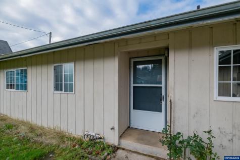 905 Ash Street Brownsville OR 97327